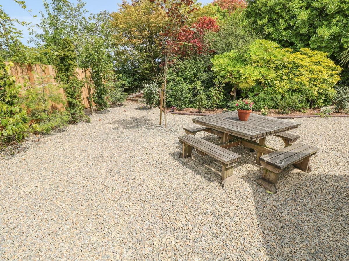 Willow Lodge Tenby Εξωτερικό φωτογραφία