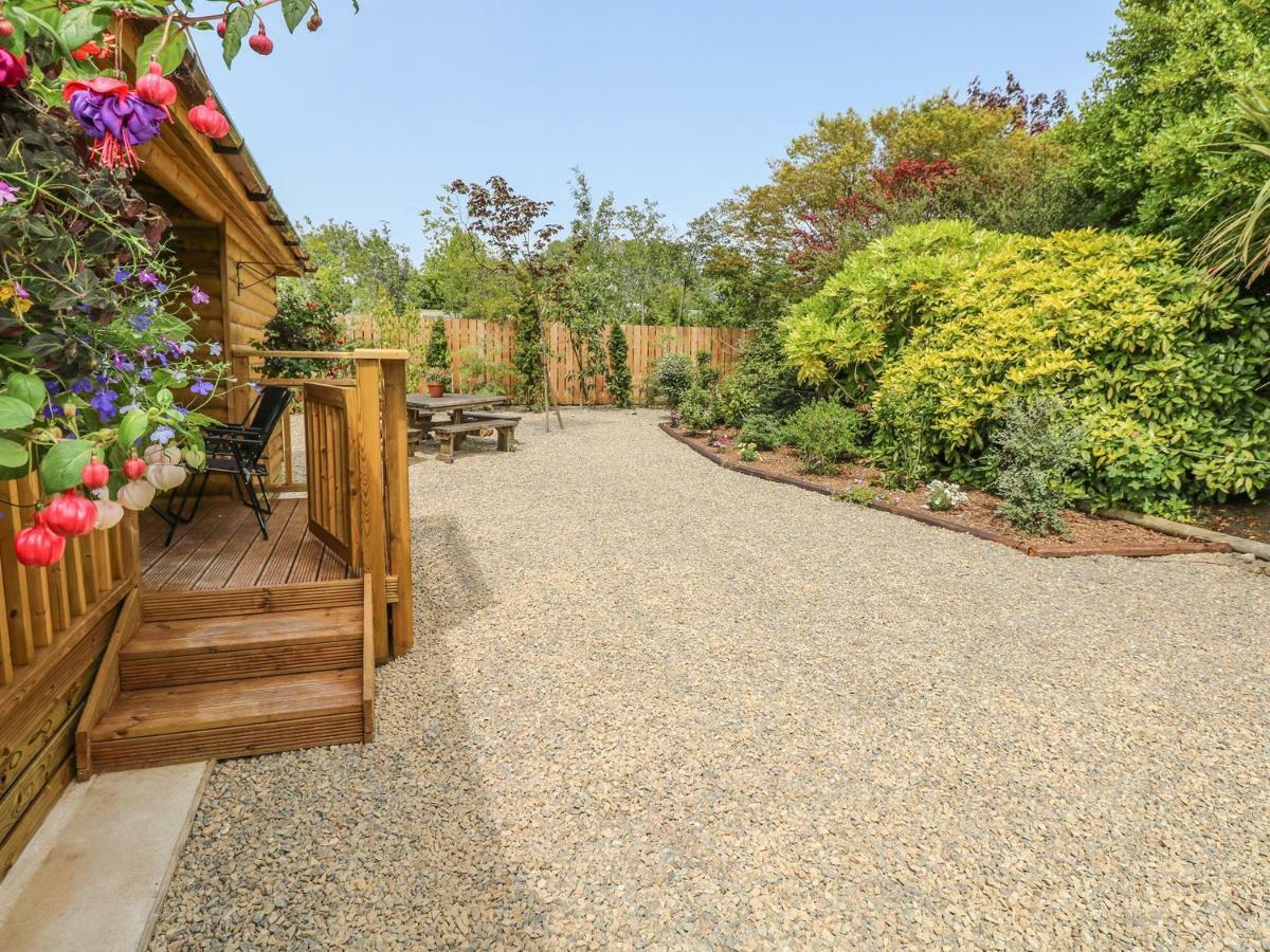 Willow Lodge Tenby Εξωτερικό φωτογραφία